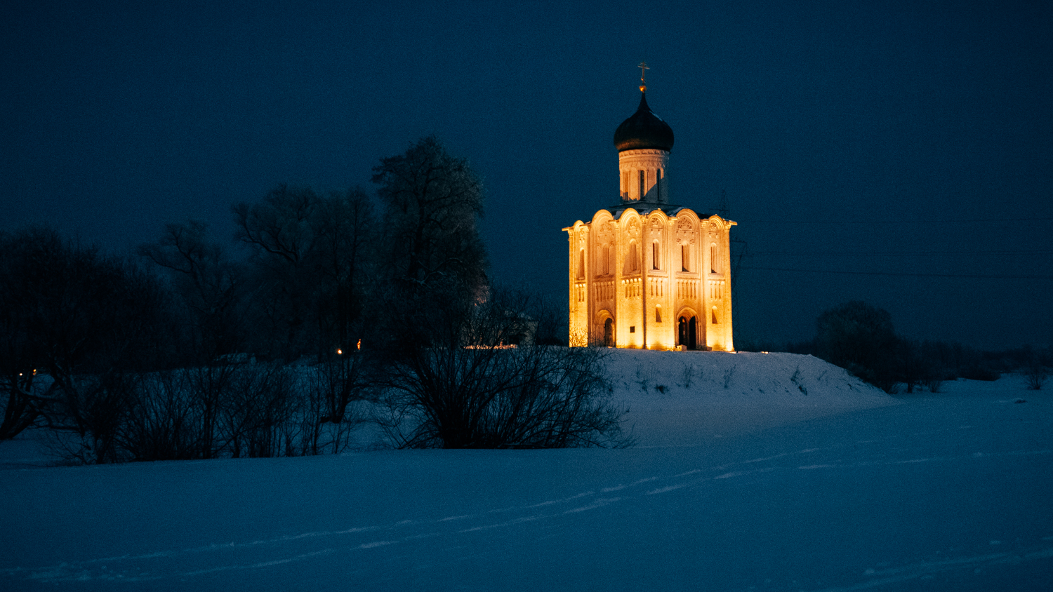 Покрова-на-Нерли2.jpg